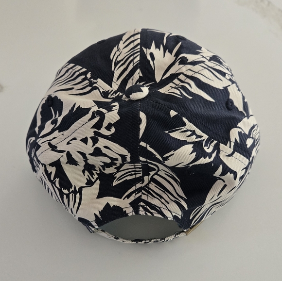 NWOT Chubbies Hat - Picture 6 of 7